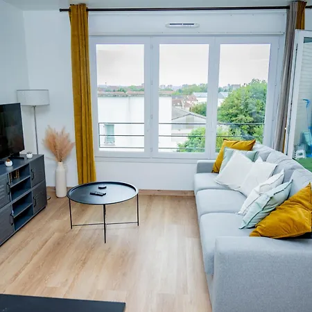 Cosy Pres Des Sites Jo Apartment Stains