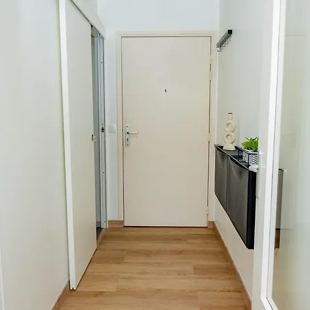 Cosy Pres Des Sites Jo Apartment Stains